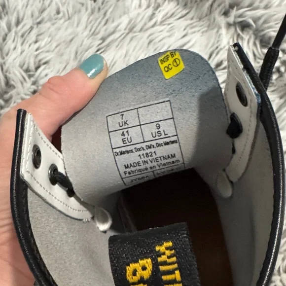 Dr. Martens White Lace-Up Boots with Black Accents - Picture 6 of 6